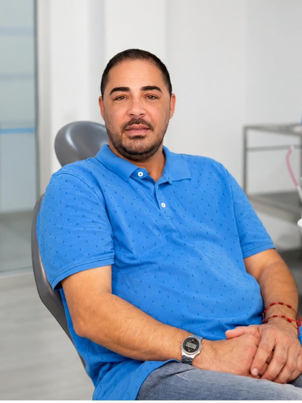Testimonio en vídeo de David, paciente de Clínica Dental Estudio 32